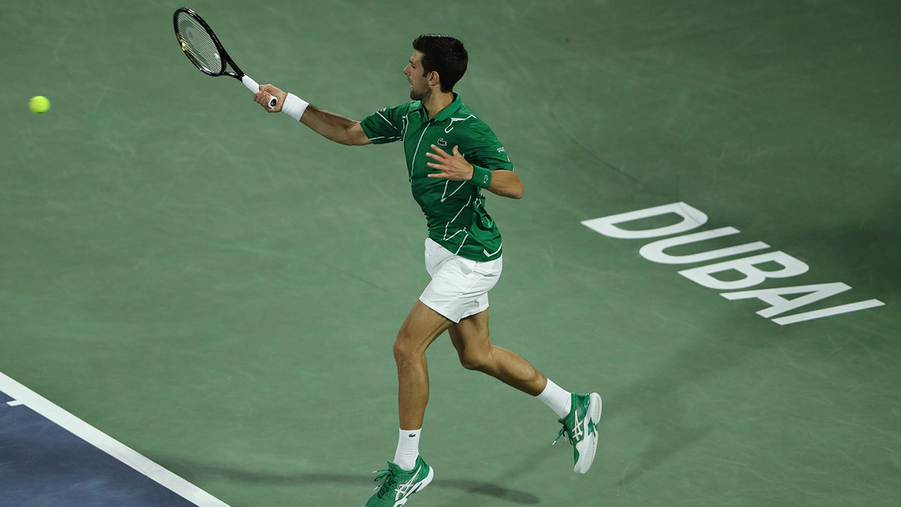 novak-djokovic-returns-shot-at-dubai-championship
