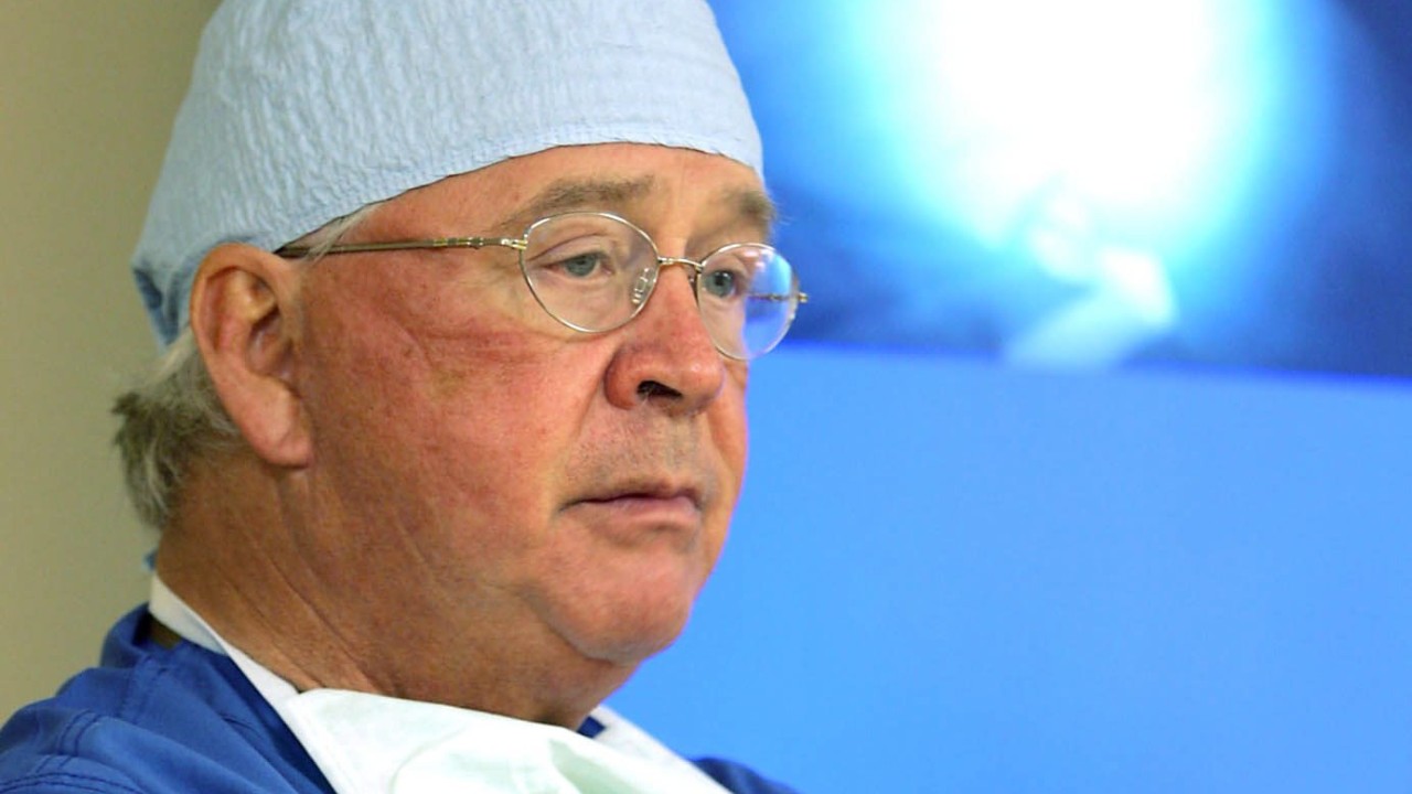 Dr-James-Andrews
