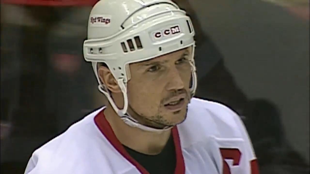 Yzerman praises Ovechkin after Caps star passes him on all-time