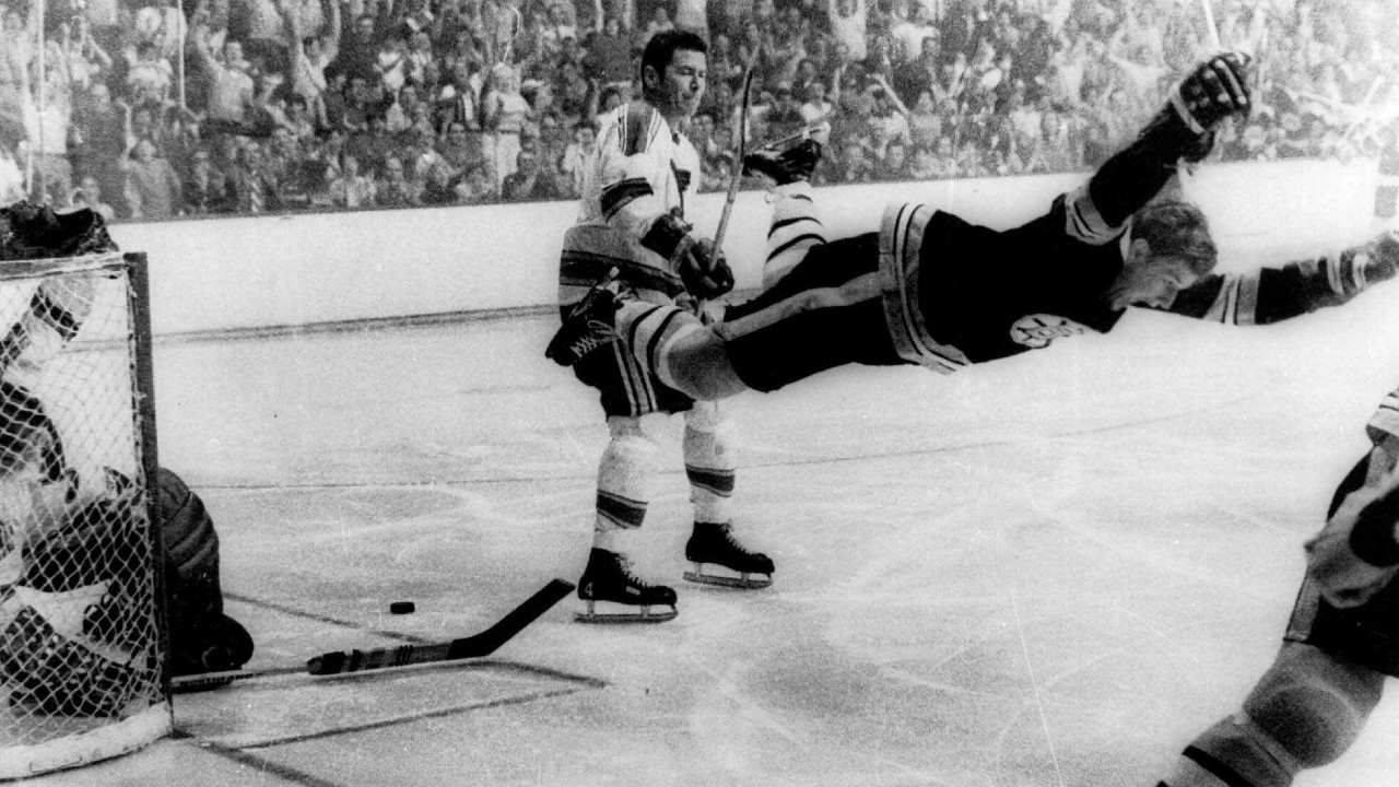 Bobby Orr - Boston Bruins  Bruins hockey, Boston bruins hockey, Hockey  pictures