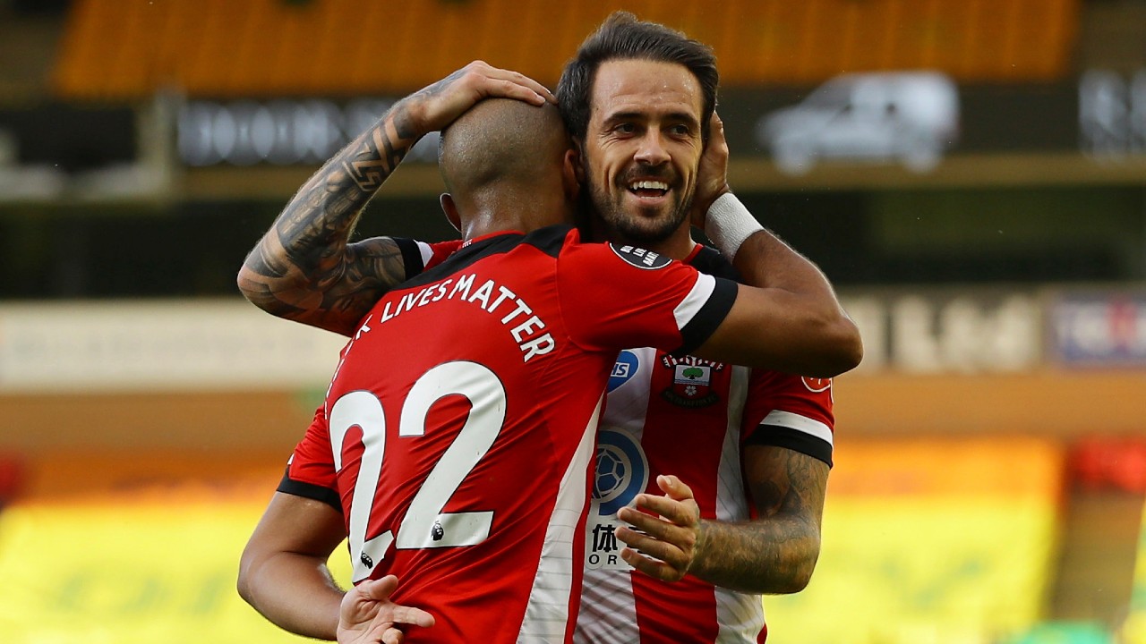 Southampton's Nathan Redmond, left, celebrates with his teammate Danny Ings.  (Richard Heathcote/Pool/AP)