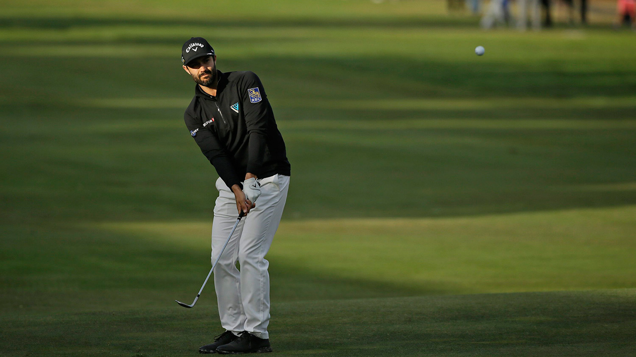 canadian-adam-hadwin-chips-onto-green