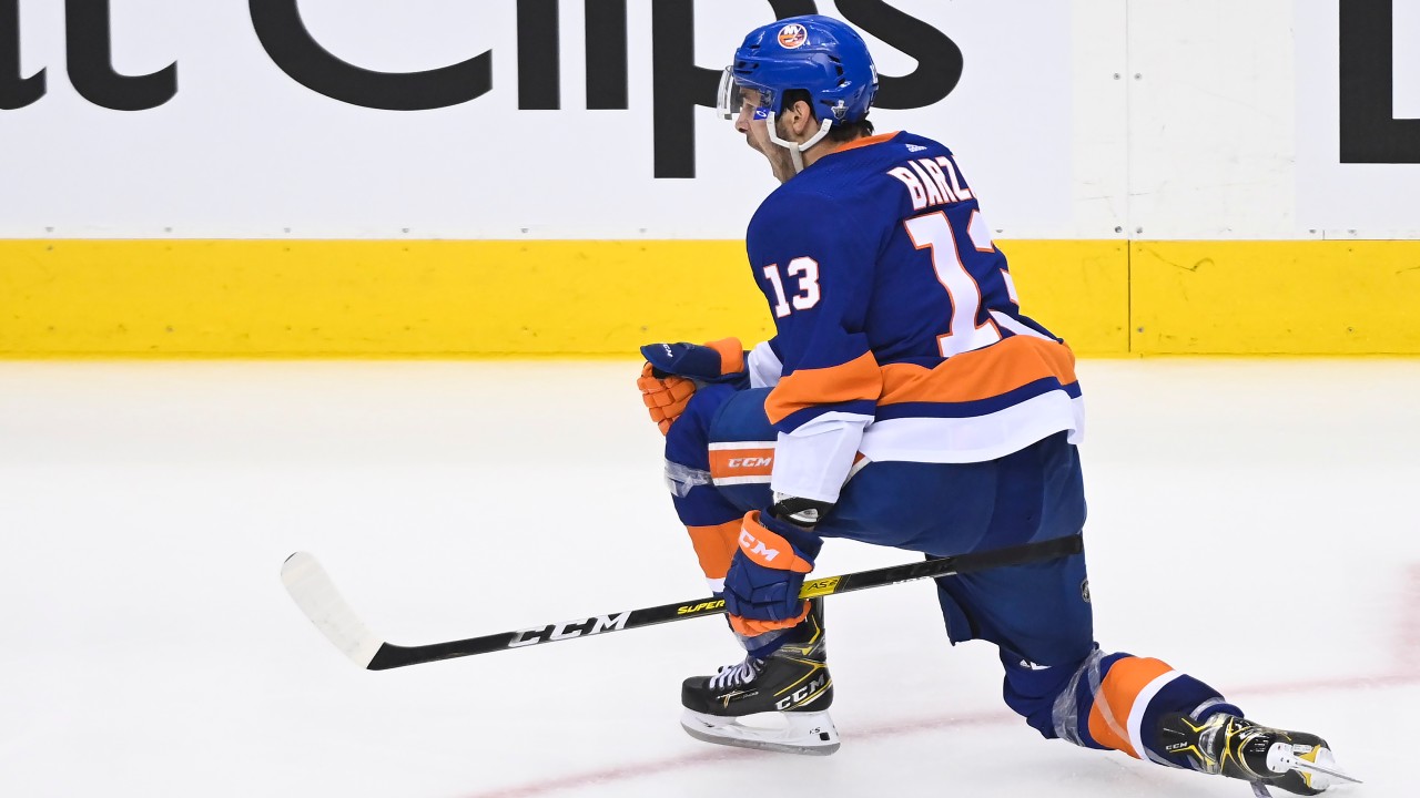 Islanders beat Capitals in OT, take 30 lead in series