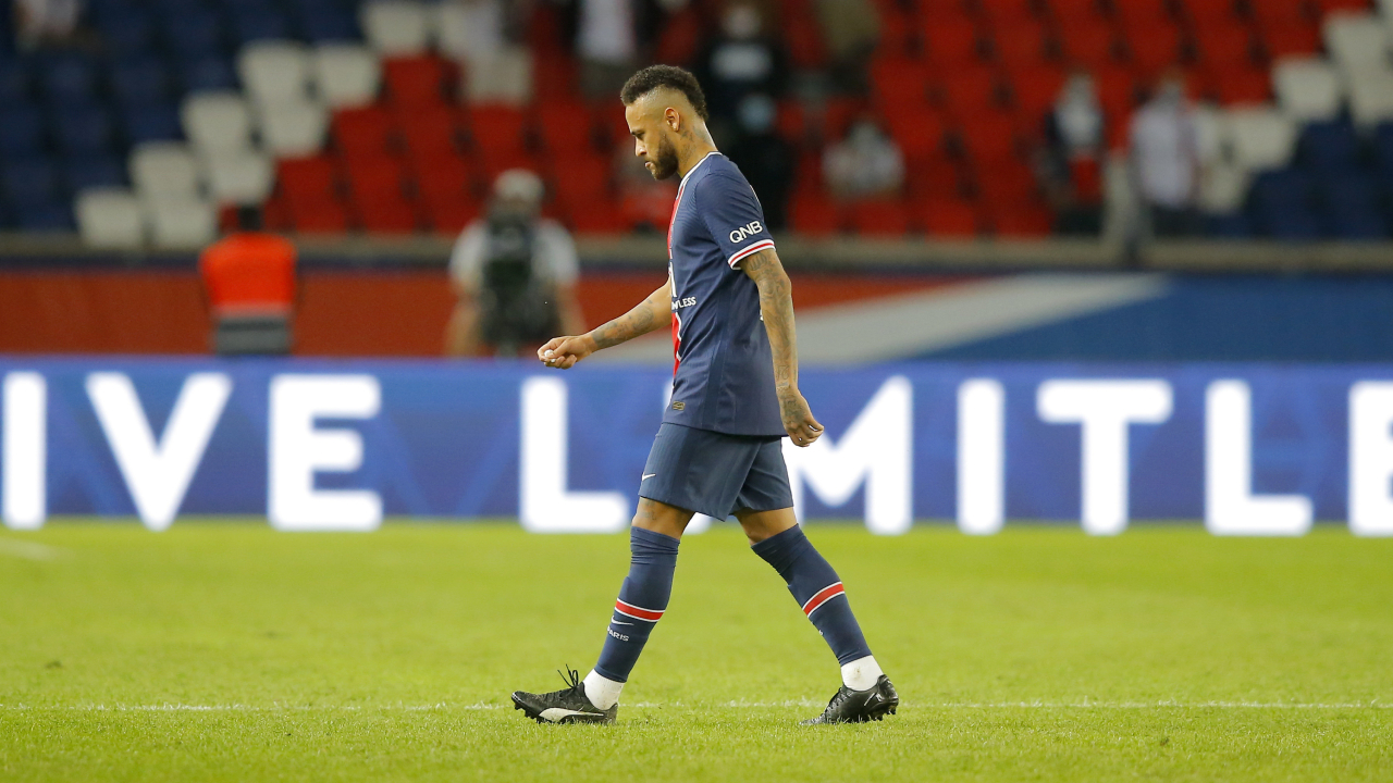 PSG's Neymar leaves the pitch. (Michel Euler/AP)