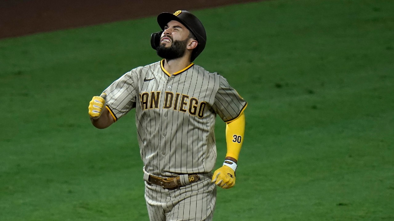 Eric Hosmer STUNK at 1B for the San Diego Padres 