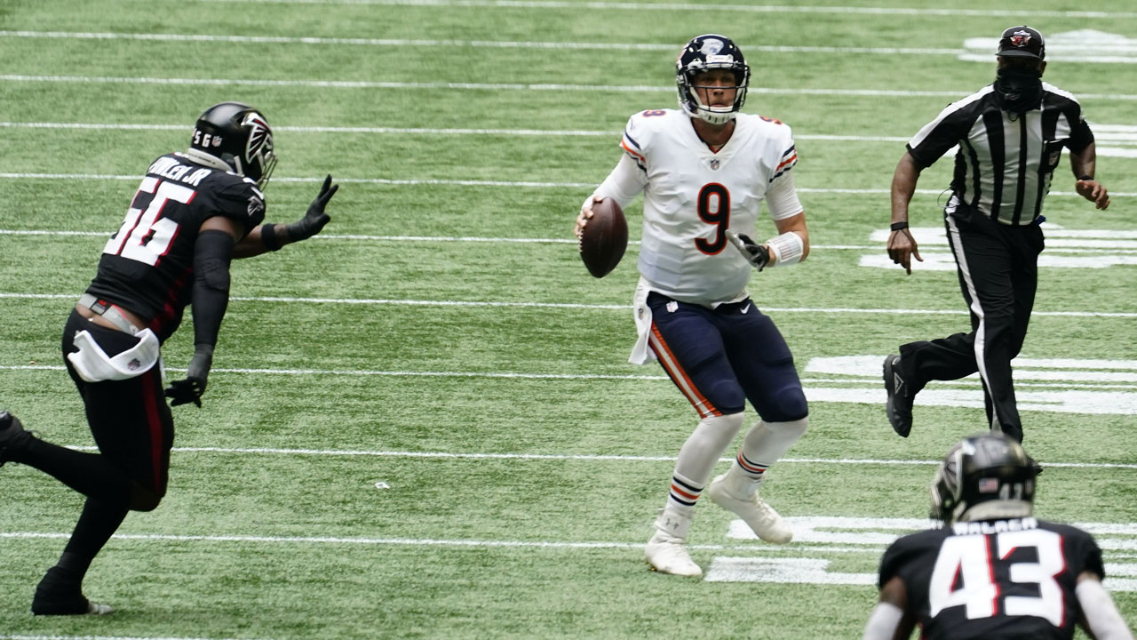 Chicago Bears quarterback Nick Foles (9) works against the Atlanta Falcons during the second half of an NFL football game. (Brynn Anderson/AP)