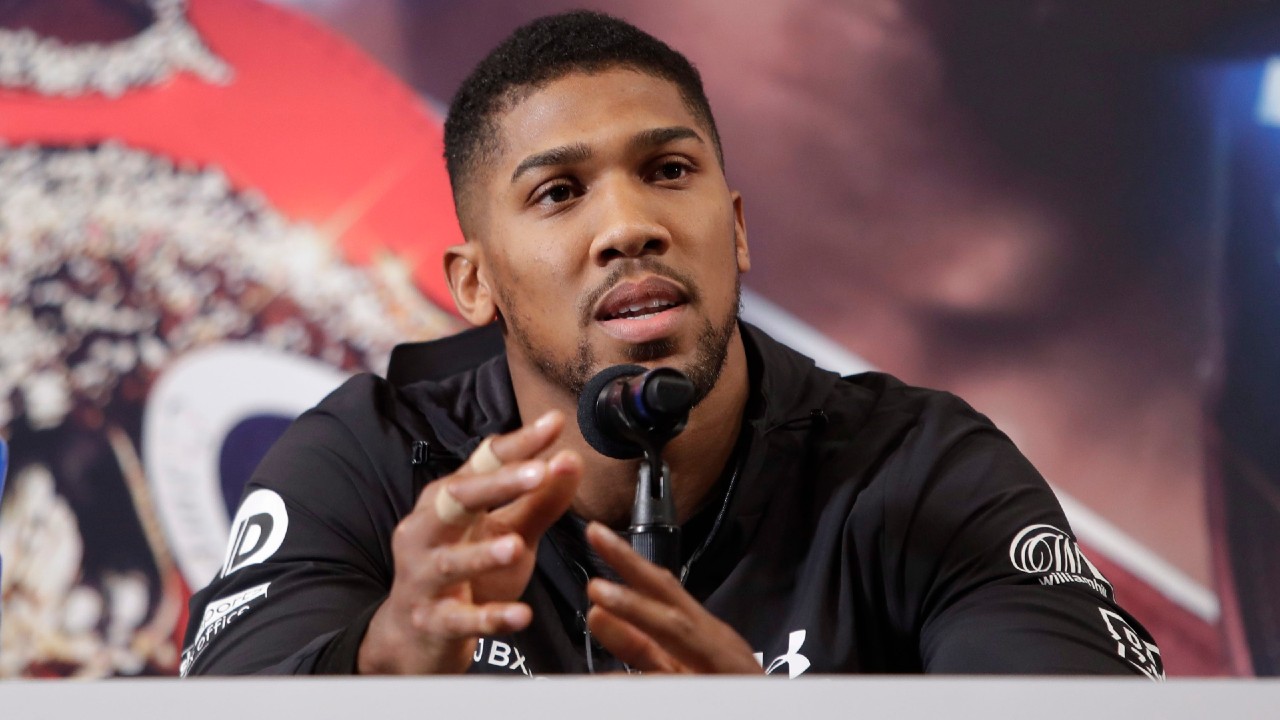 Anthony Joshua will defend his world heavyweight titles for the first time this year when it was confirmed he will face Kubrat Pulev on Dec. 12 in London. (Frank Franklin II/AP)