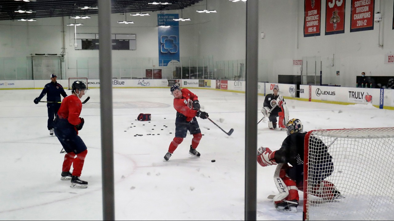 Florida Panthers players run through drills during an NHL hockey training camp, Wednesday, July 22, 2020, at the Panther's training facility in Coral Springs, Fla. (Wilfredo Lee / AP)