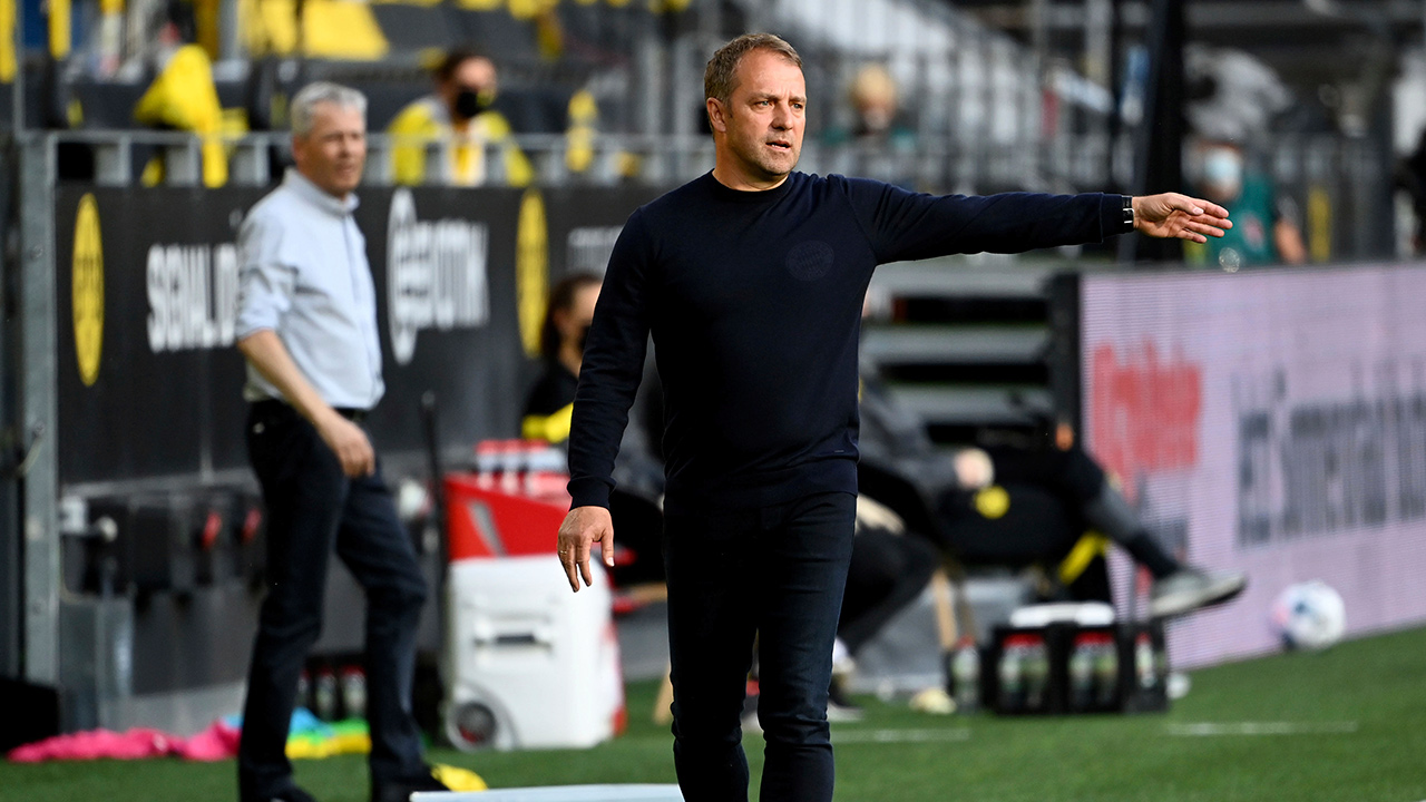 Bayern Munich's head coach Hansi Flick, right. (Federico Gambarini/AP)