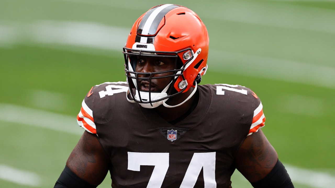 Cleveland Browns offensive tackle Chris Hubbard. (Ron Schwane/AP)