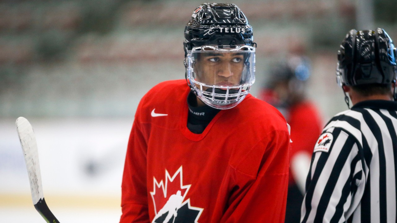 St. John's hockey star Alex Newhook named top junior A player in Canada