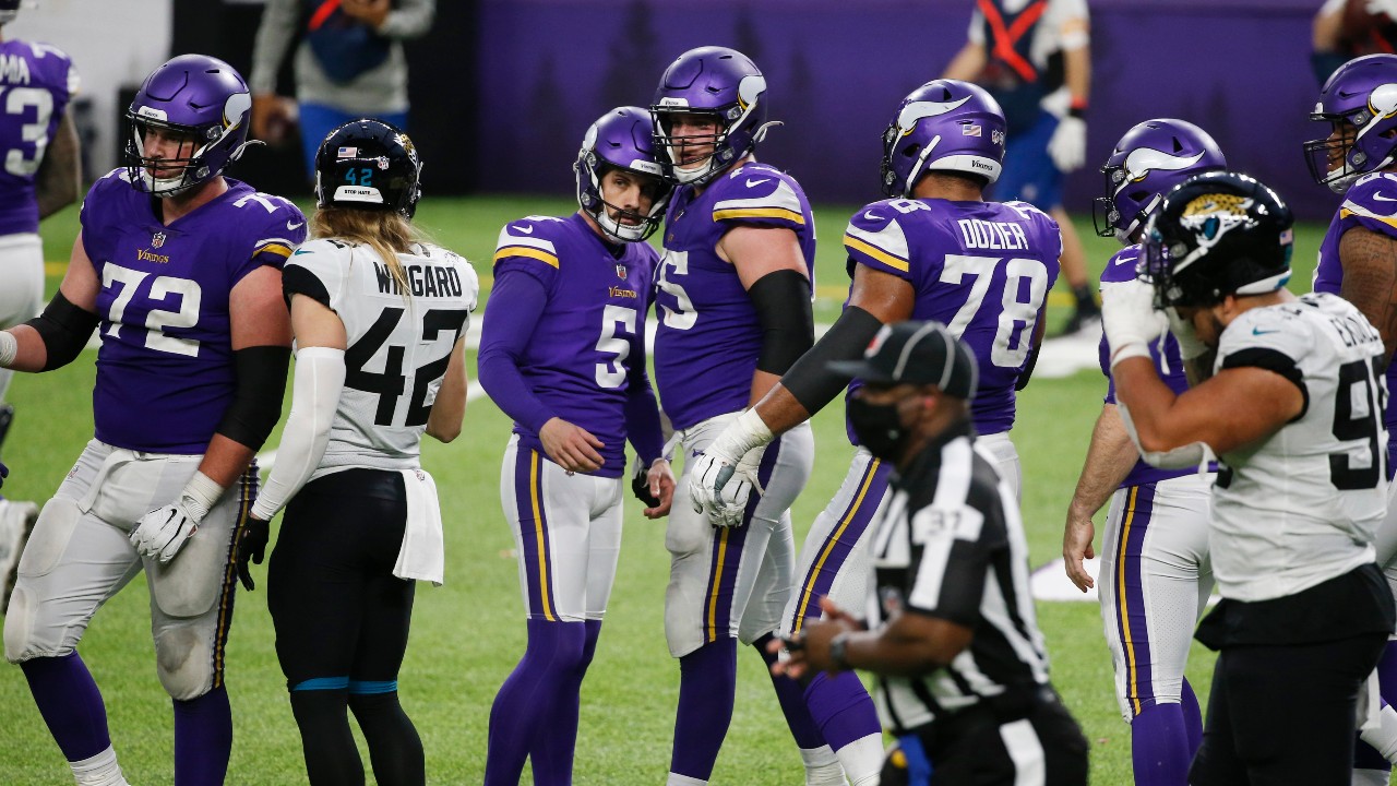 Minnesota Vikings place kicker Dan Bailey (5) celebrates with teammates after kicking a 23-yard field goal during overtime against the Jacksonville Jaguars, Sunday, Dec. 6, 2020, in Minneapolis. (Bruce Kluckhohn/AP)