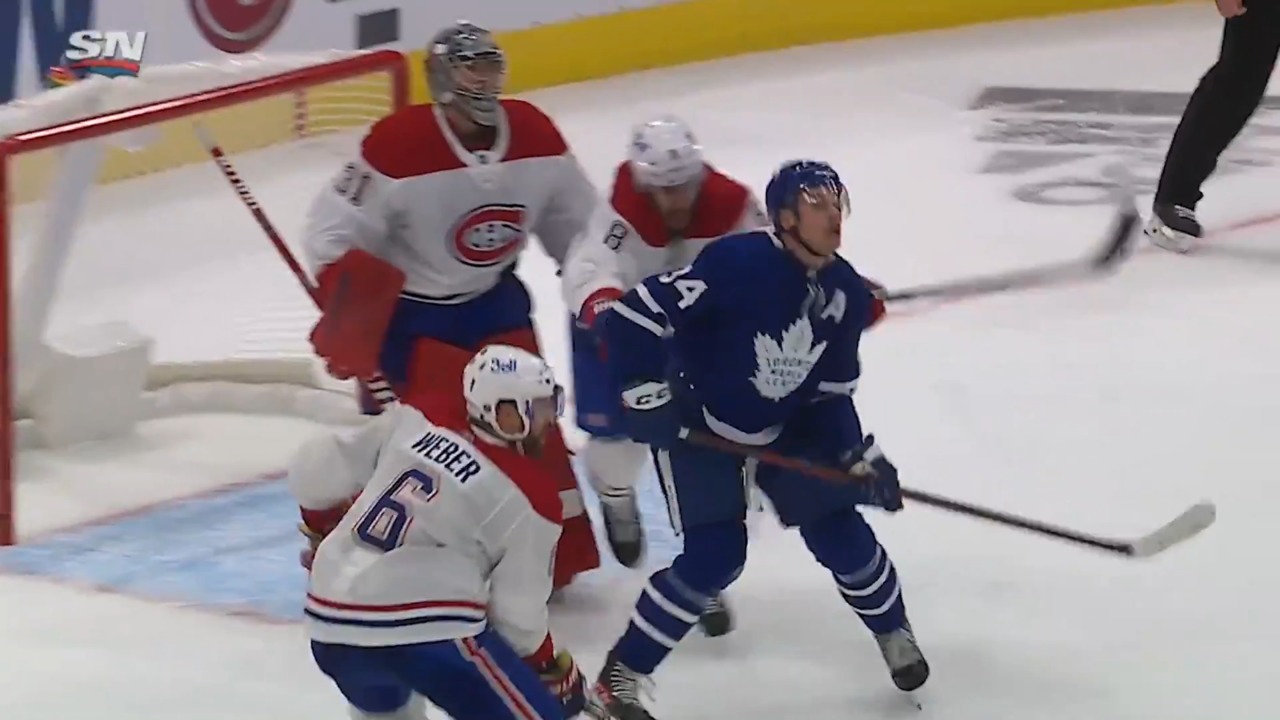 Auston Matthews Takes Series Of Cross Checks In Front Of Canadiens Net Sportsnet Ca