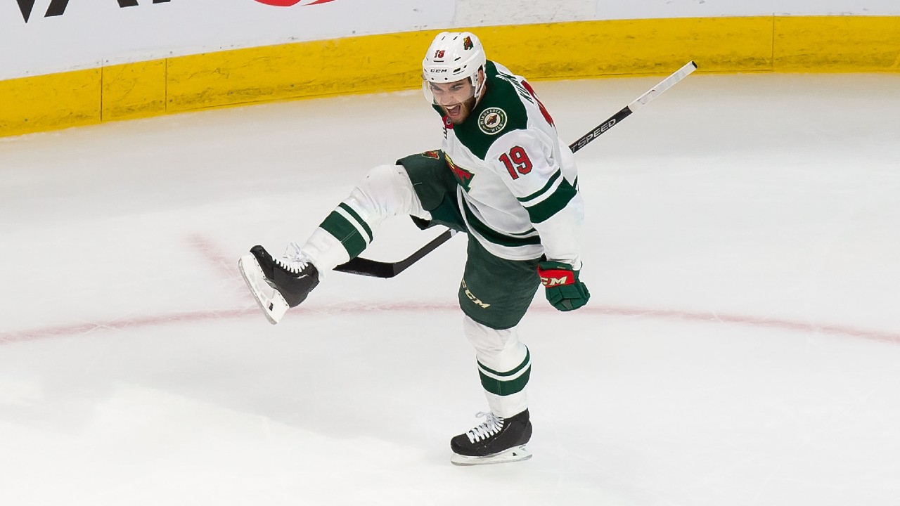 Former Minnesota Wild forward Luke Kunin (19) has signed a two-year contract with the Predators. (Codie McLachlan/CP)