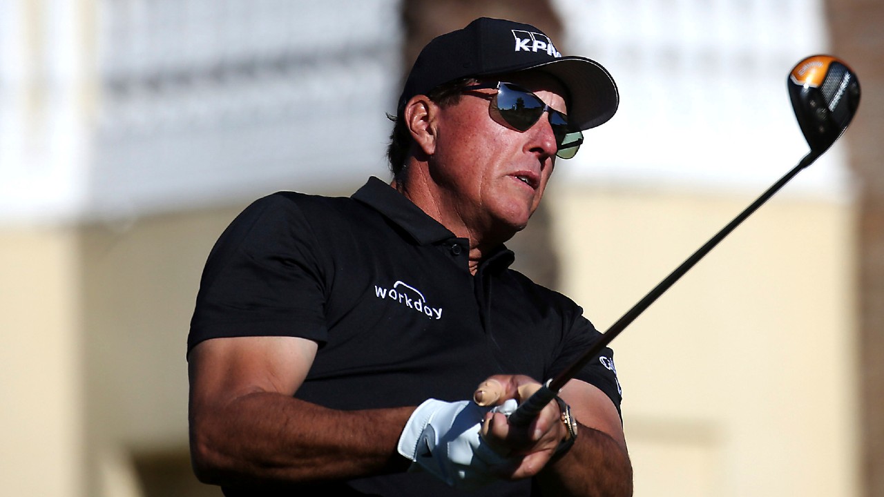 Mickelson signs up for three events without saying he’ll play