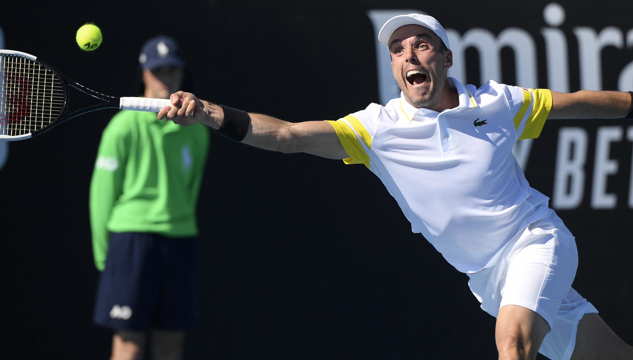 Spain's Roberto Bautista Agut makes a forehand return during a first round match at the Australian Open.(Andy Brownbill/AP)
