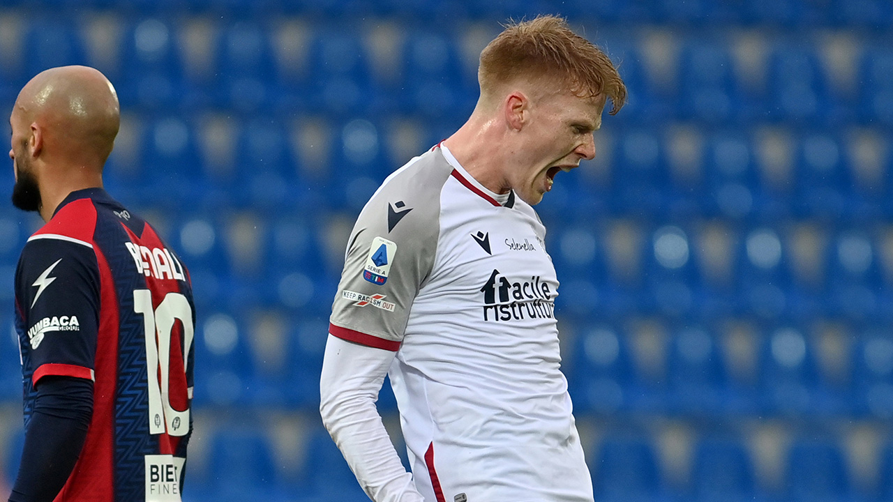 Bologna's Jerdy Schouten celebrates after scoring his side's second goal during a Serie A soccer match between Crotone and Bolgona, Saturday, March 20, 2021. (Francesco Mazzitello/LaPresse via AP)