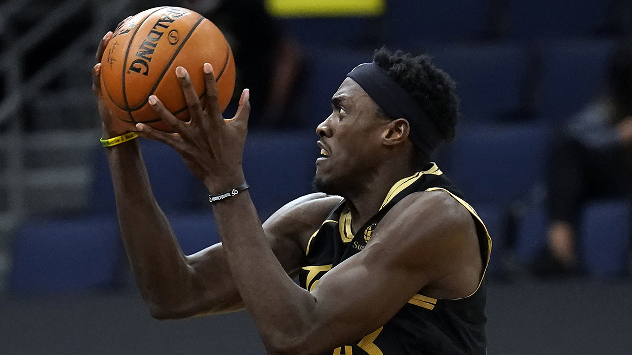 Toronto Raptors forward Pascal Siakam (43) goes up for a layup against the Utah Jazz during the second half of an NBA basketball game Friday, March 19, 2021, in Tampa, Fla. (Chris O'Meara/AP)