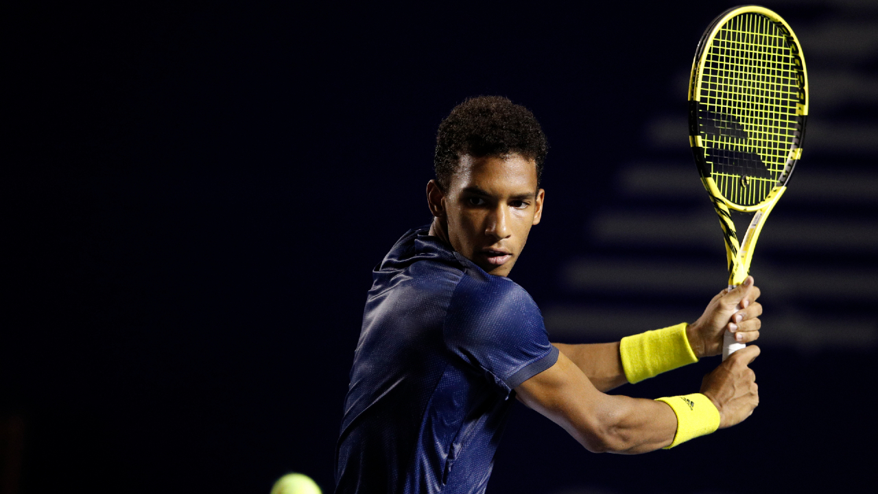 Canada's Felix Auger-Aliassime watches an incoming ball during his quarterfinal match against Greece's Stefanos Tsitsipas at the Mexican Open tennis tournament in Acapulco, Thursday, March 18, 2021. (Rebecca Blackwell/AP)
