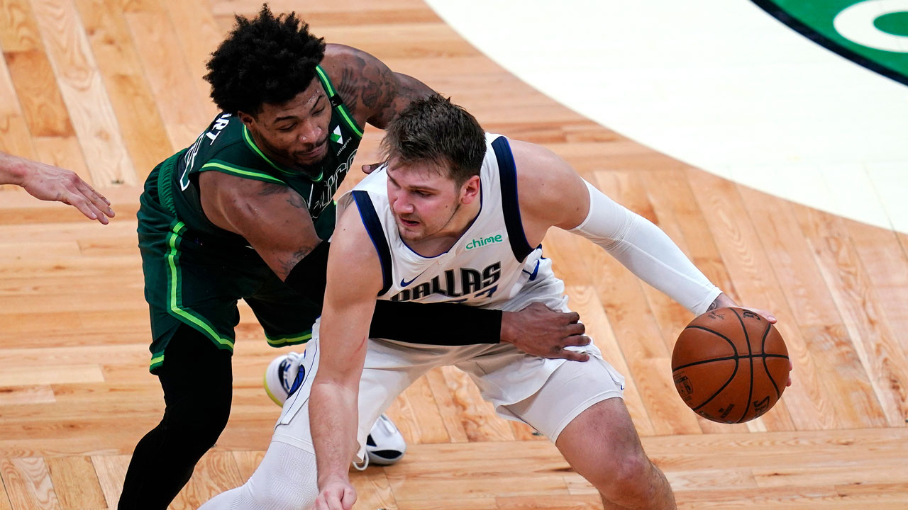 Doncic scores 36 to lead Mavericks to win over Celtics