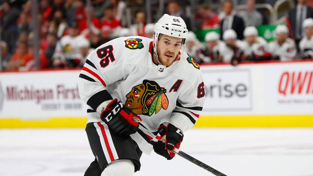 Perfect picture of a beer-leaguer': Andrew Shaw's Blackhawks legacy, as  told by teammates, friends and coaches - The Athletic