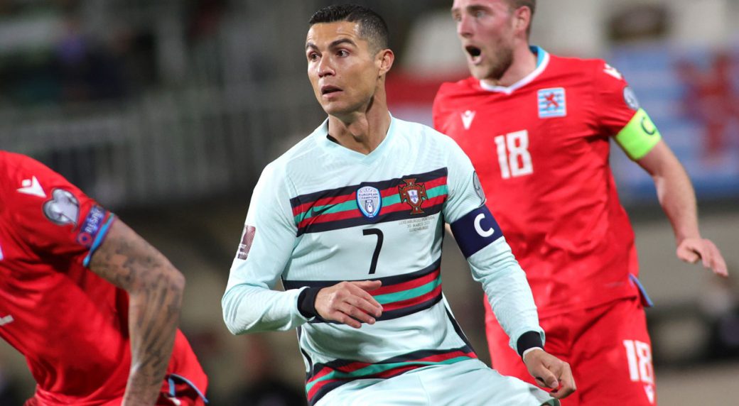 Captain's armband Ronaldo threw away sold at auction for 75K