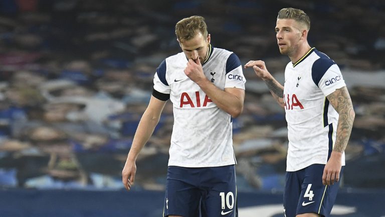 Tottenham's Toby Alderweireld, right, speaks with Tottenham's Harry Kane. (Peter Powell/Pool via AP)
