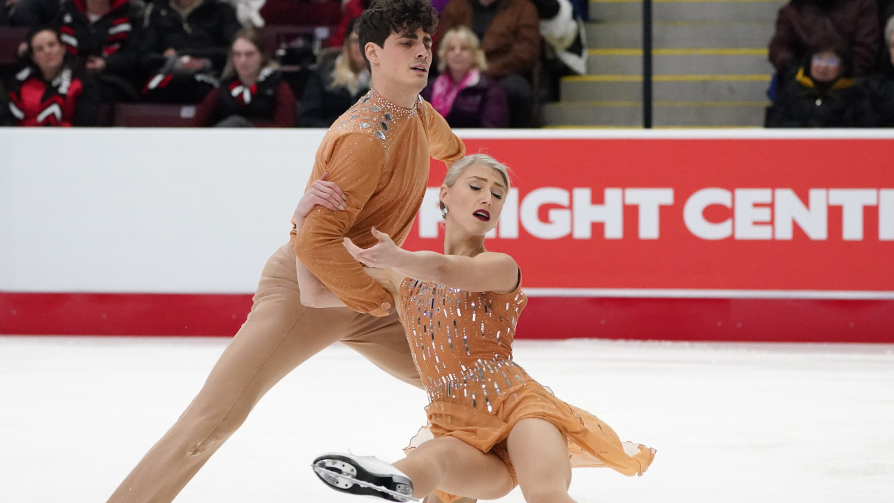Piper Gilles and Paul Poirier compete during the senior ice dance free program. (Hans Deryk/CP)