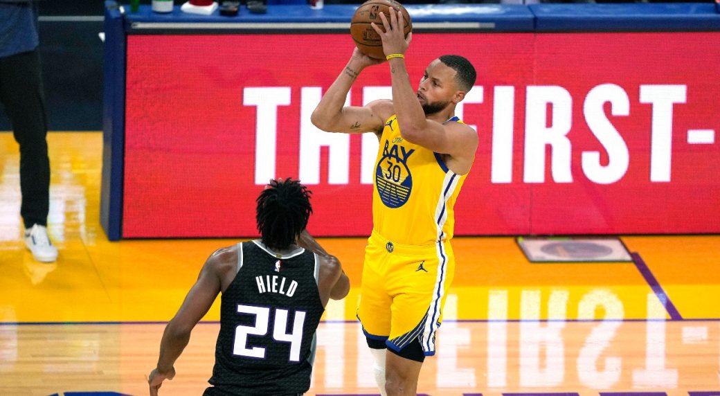 Curry sets record for threepointers in a month as Warriors top Kings