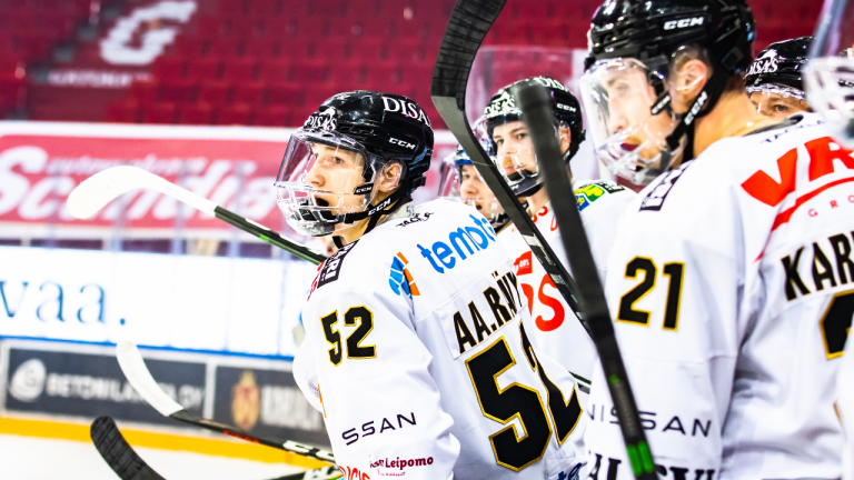 2021 NHL Draft prospect Aatu Räty is seen here with Oulun Kärpät. (Courtesy of Oulun Kärpät)