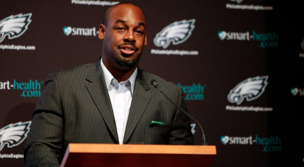 Donovan McNabb says Black quarterbacks still face doubt from others