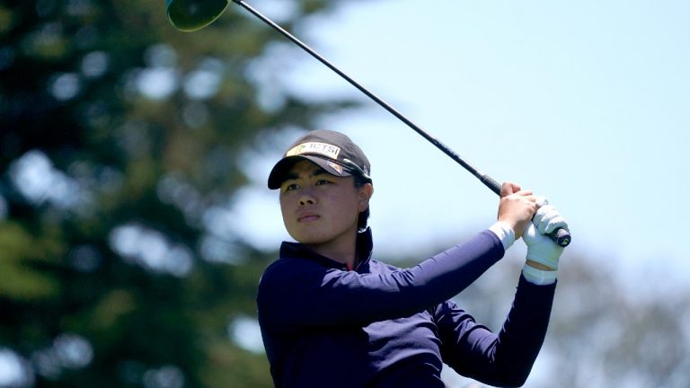 Former champion Yuka Saso leaned on her putter to survive a brutally tough start to the U.S. Women's Open on Thursday. (Jeff Chiu/AP)