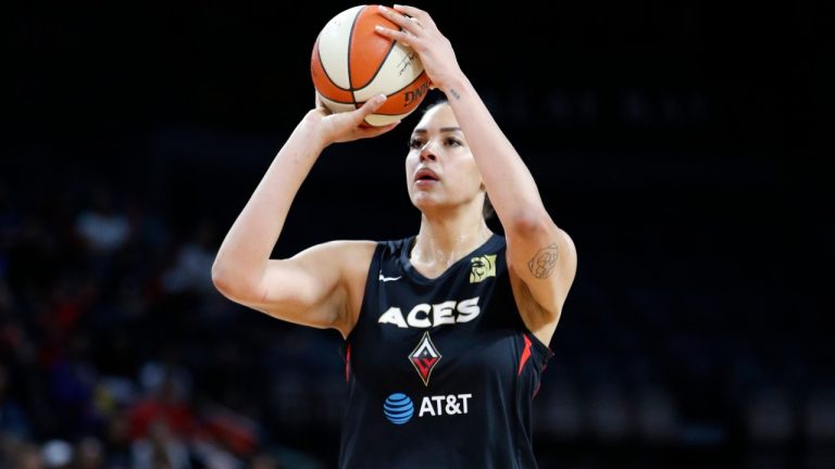 Las Vegas Aces' Liz Cambage, of Australia, plays against the Washington Mystics during the first half of Game 4 of a WNBA playoff basketball series Sept. 24, 2019, in Las Vegas.(John Locher/AP)
