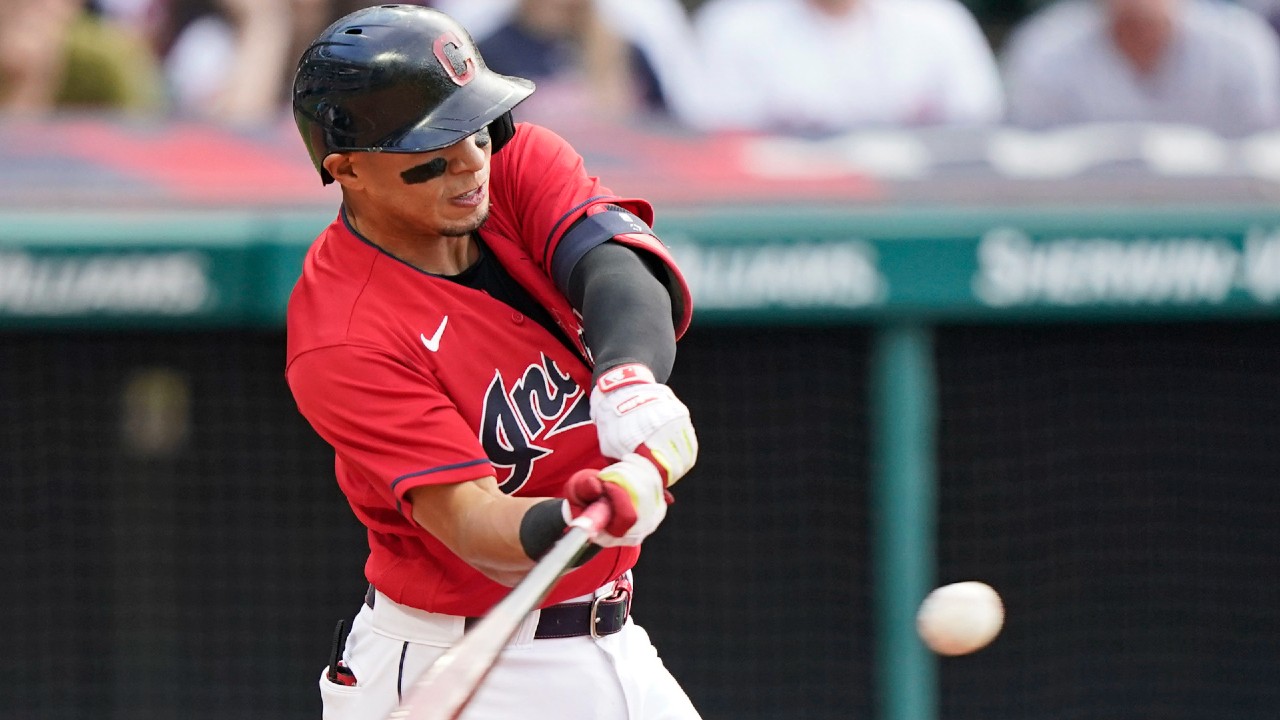 Cleveland trade infielder Cesar Hernandez to White Sox - Sportsnet.ca