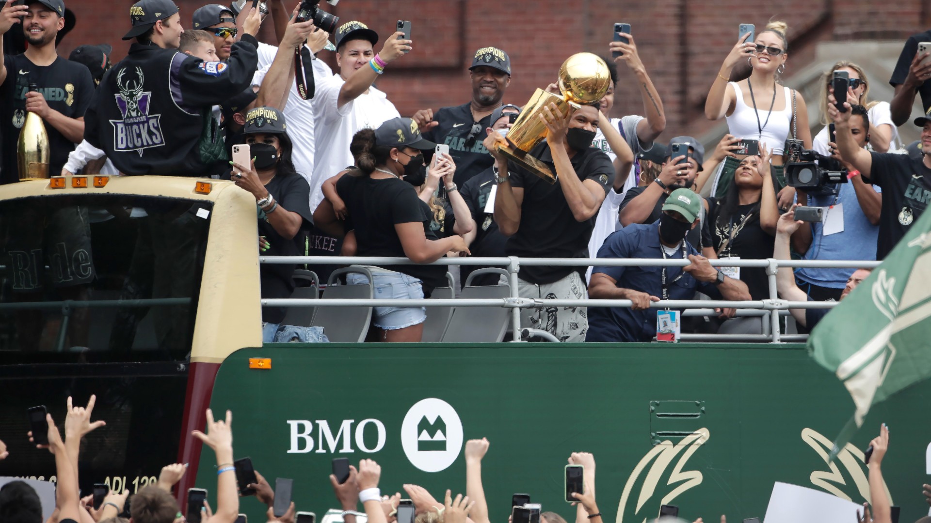 Bucks fans celebrate NBA championship with parade