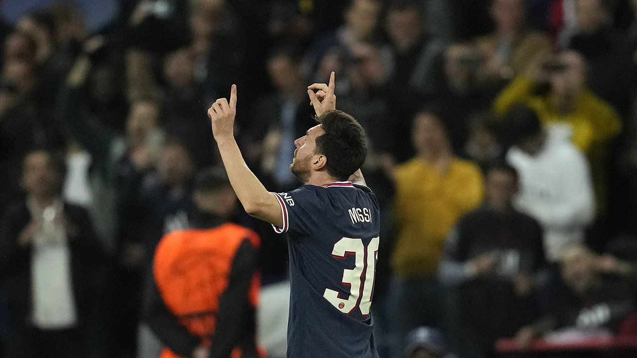 Messi Scores Superb First Goal For Psg In Victory Over Man City
