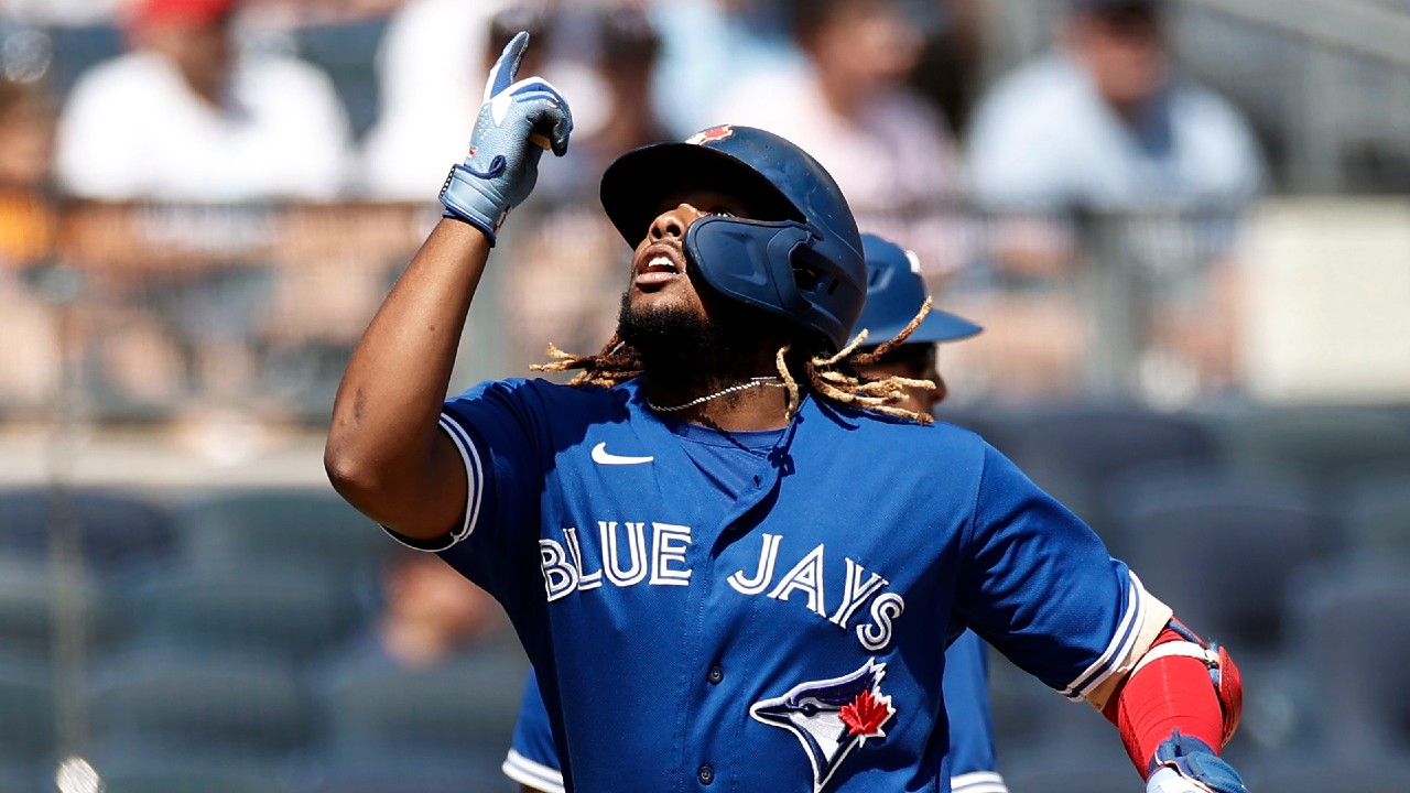 Vladimir Guerrero Jr completes father-son double with Home Run