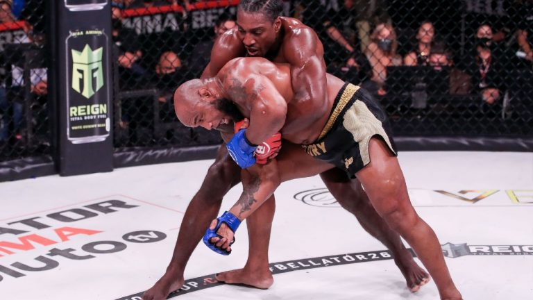 Phil Davis wrestles with Yoel Romero at Bellator 266. (Lucas Noonan/Bellator MMA)