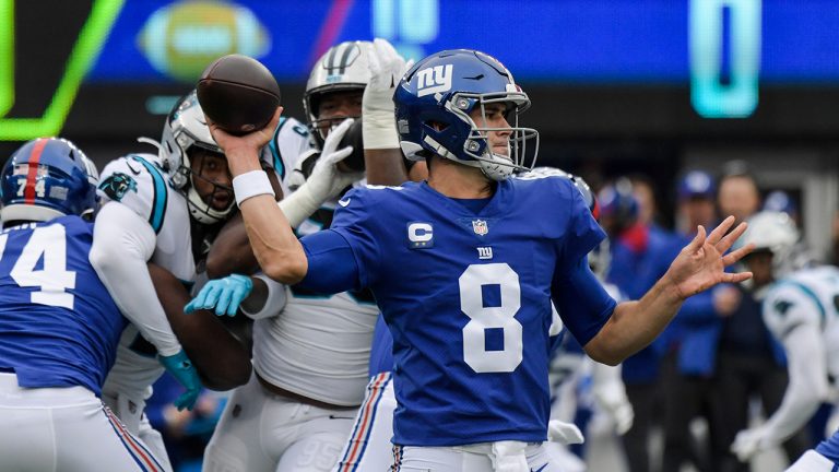 New York Giants quarterback Daniel Jones (8) throws a pass during the first half of an NFL football game against the Carolina Panthers, Sunday, Oct. 24, 2021, in East Rutherford, N.J. (Bill Kostroun/AP)