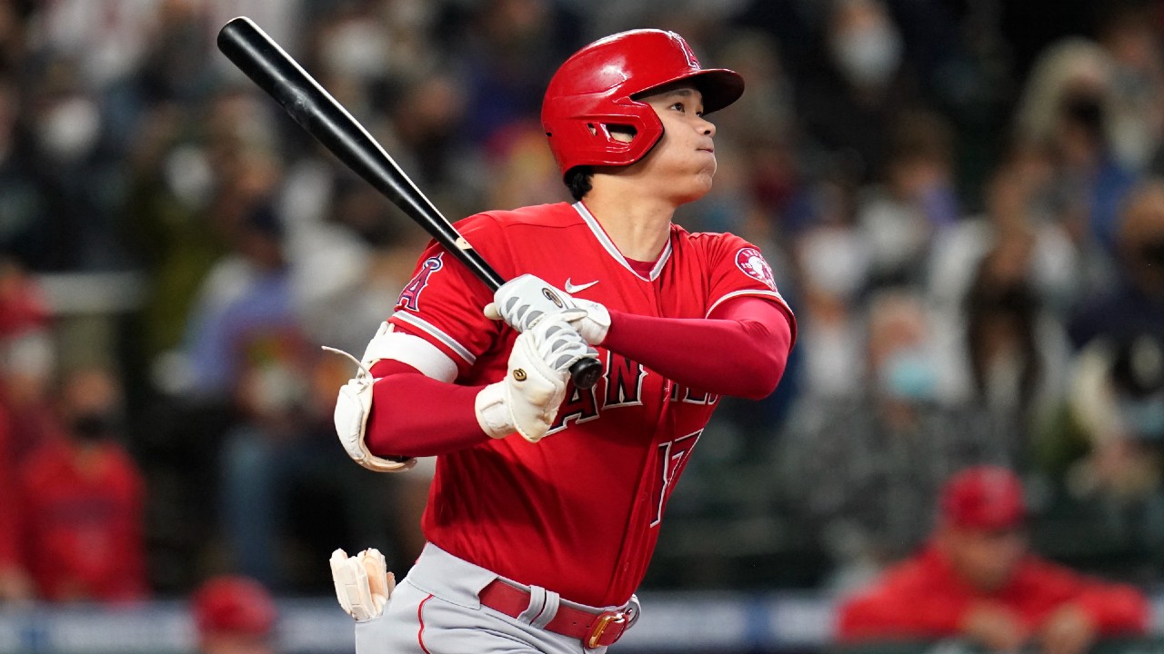 By The Numbers: Shohei Ohtani's historic two-way season