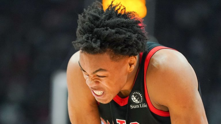 Toronto Raptors forward Scottie Barnes (4) winces in pain during first half NBA action against the Dallas Mavericks in Toronto on Saturday, October 23, 2021. (Evan Buhler/The Canadian Press)
