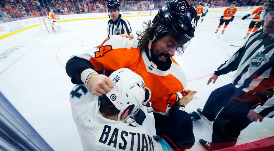 Flyers spoil Kraken coach Dave Hakstol's return to Philly - Vimarsana News