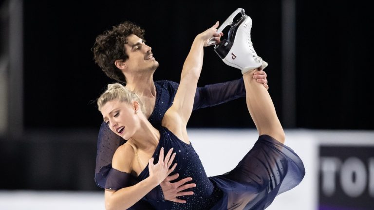 Canada's Piper Gilles and Paul Poirier perform their ice dance free dance program at the Skate Canada International figure skating competition, in Vancouver, on Saturday, October 30, 2021. (Darryl Dyck/CP)