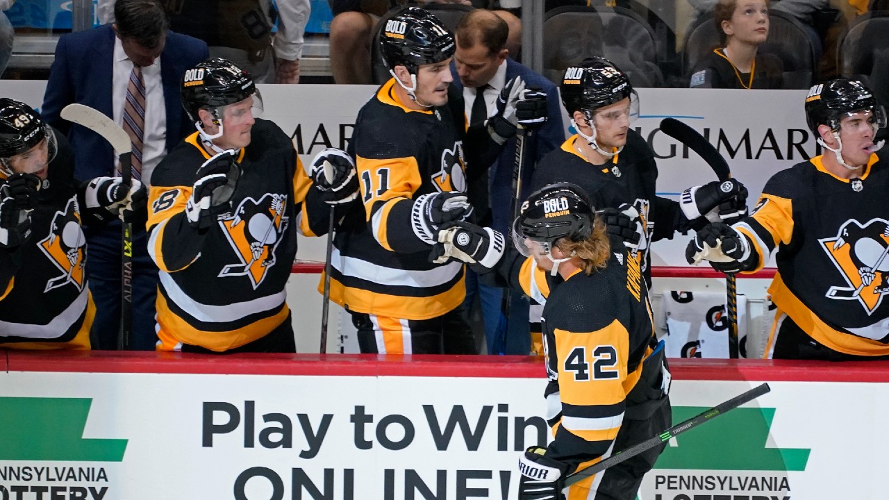 NHL Roundup: Kasperi Kapanen scores twice, Penguins beat Red Wings thumbnail