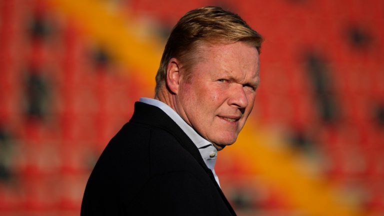Ronald Koeman Kiến Trúc Sư Đưa Đội Vươn Tầm – Hành Trình Xây Dựng Ronald Koeman Kiến Trúc Sư Đưa Đội Vươn Tầm – Hành Trình Xây Dựng