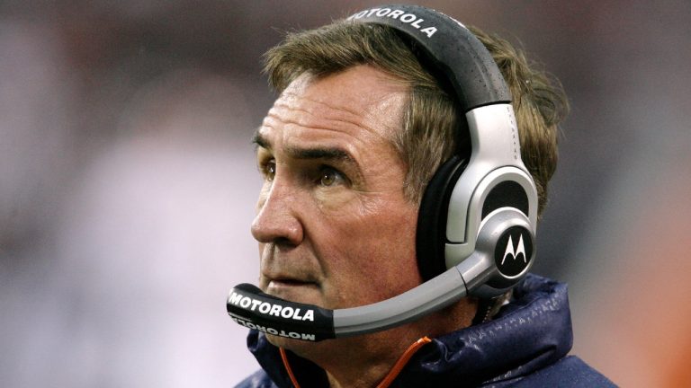 Shanahan has been elected to the Denver Broncos Ring of Fame and will be inducted in 2021 because of COVID-19 precautions. Shanahan was coach from 1995-2008 after serving as a Broncos assistant from 1984-87 and 1989-91. (AP)