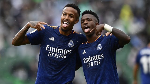 Vinicius double leads Real Madrid to win at 10-man Elche