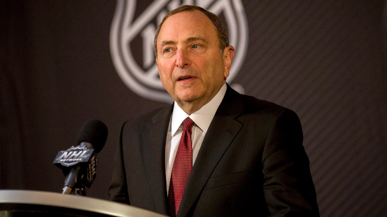 Bettman: NHL teams don't tank to try to win draft lottery