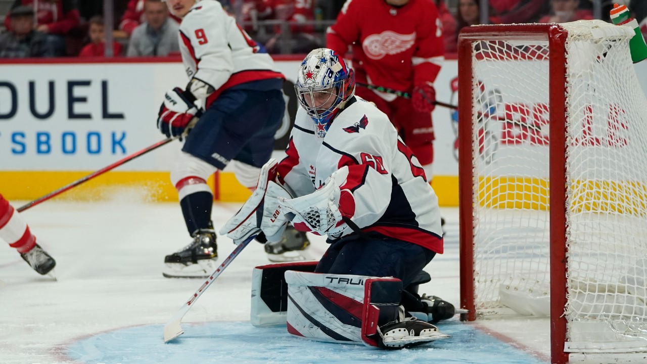 Capitals recall goaltender Zach Fucale 