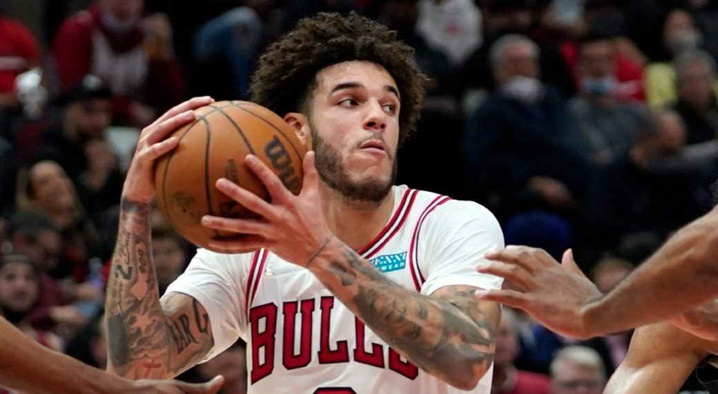 Bulls' Lonzo Ball to undergo third surgery on knee, could miss 2023-24  season